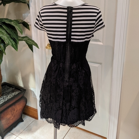 Princess Vera Wang Junior's Midi Dress Size 11 - Picture 6 of 7